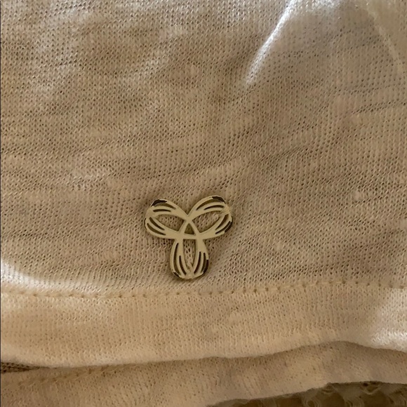 T shirt - Picture 3 of 4